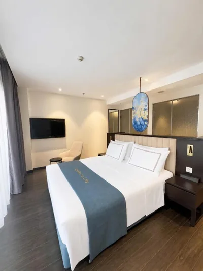 Chambre Queen avec vue mer — Liam Apartment at Sapphire Ha Long